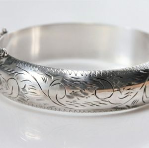 COPY - Vintage sterling silver etched bangle